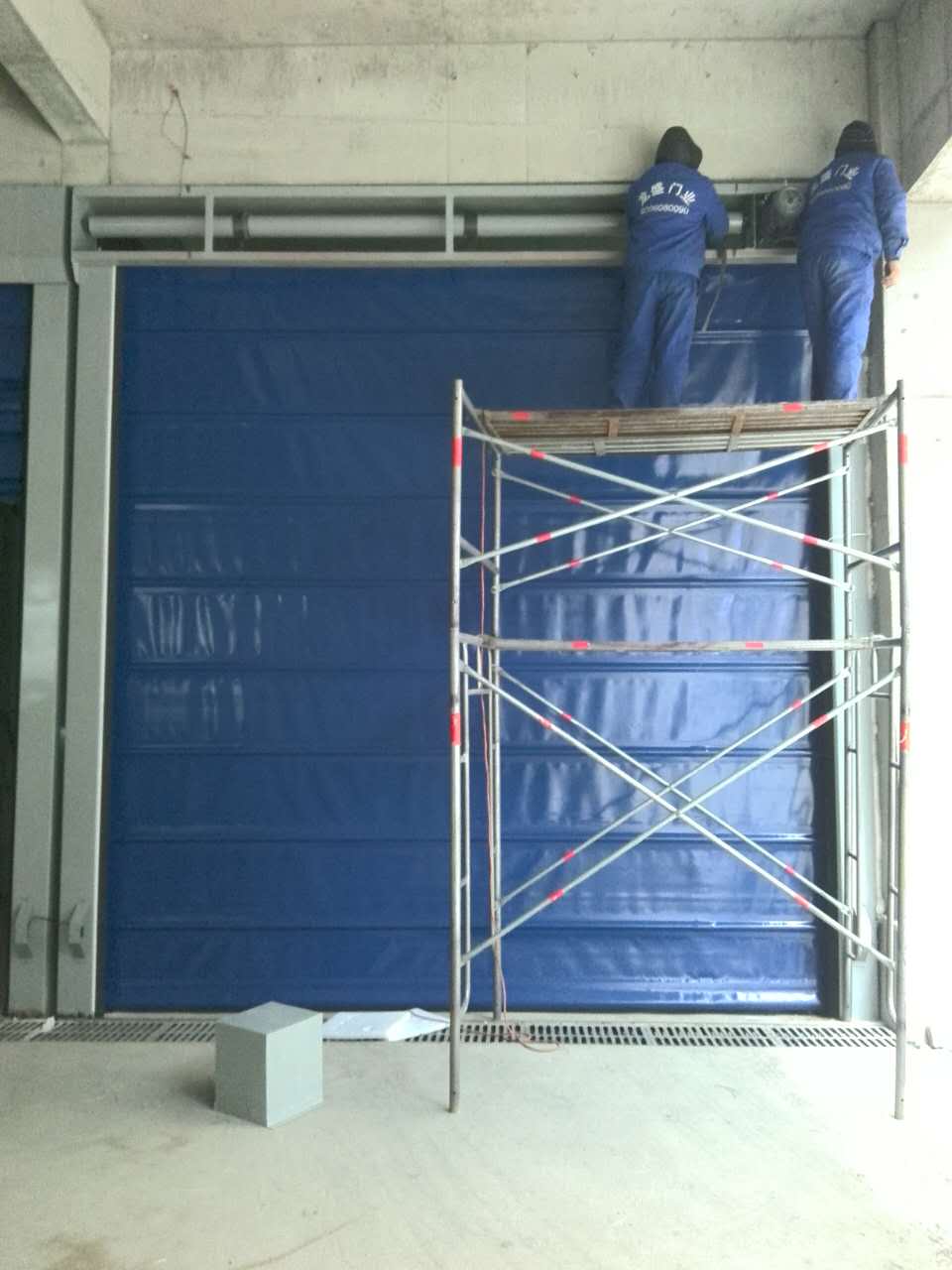 本溪防寒堆積門