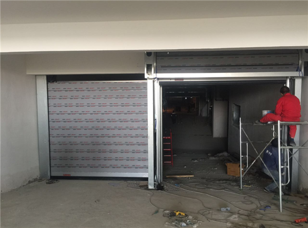 大連硬質快速門