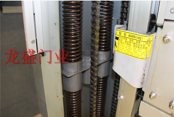 沈陽硬質(zhì)快速門定做